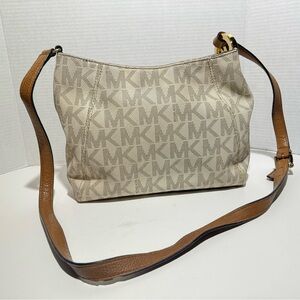 Michael Kors Crossbody Bag